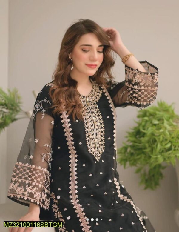 Luxurious Organza: 3-Piece Embroidered Suit with Katan Silk (M/L)